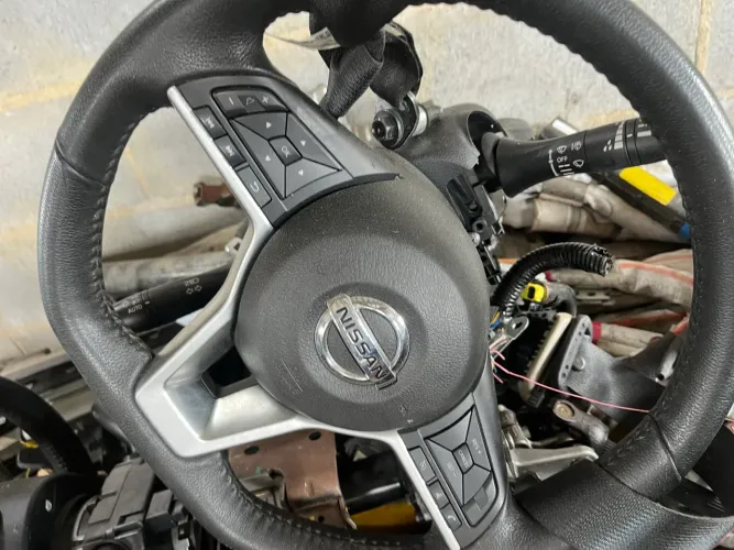 F kit airbag nissan kicks 22/24