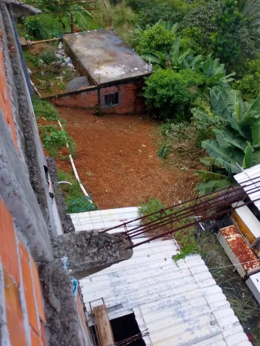 Vende se terreno em Pernambués