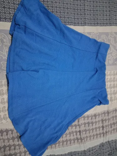 Saia rodada azul