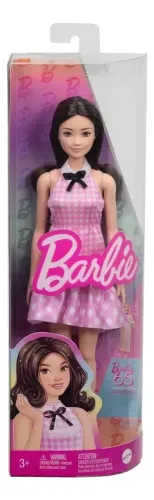 Boneca barbie oriental nova e baleiro barbie