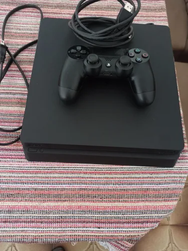 Ps4 slim