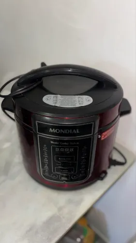 Panela de Pressão Elétrica Mondial Master Cooker Red 5L