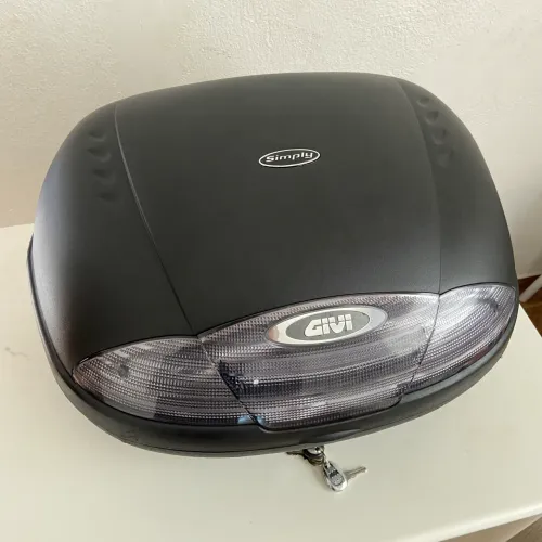 Baú Bauleto Givi - Monolock Simply Fumê 45 Litros