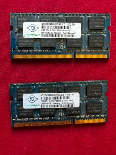 Duas memórias RAM para Notebook DDR 3 2Gb