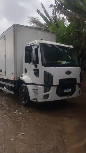 FRETE E MUDANÇAS DISPONÍVEL