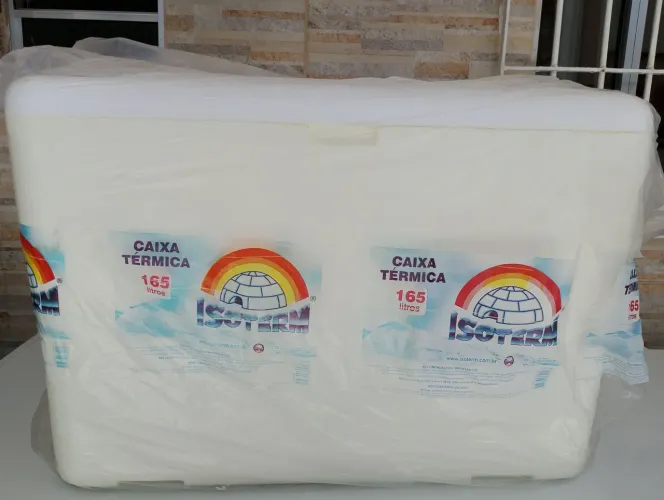 Caixa térmica 165 LT