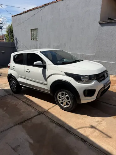 Fiat Mobi Like 1.0 Fire Flex 5P. 2021