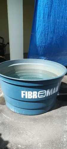 Caixa d'água Fabrimar com tampa.1.000L.Recondicionada.