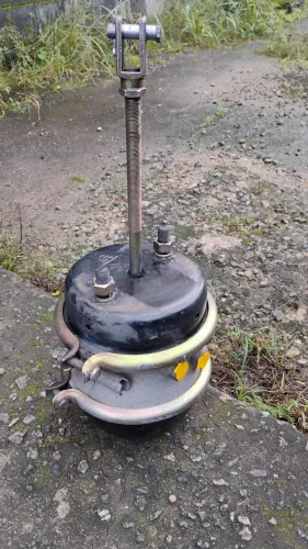 Cuíca de freio para caminhão no 