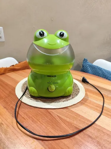 Umidificador de Ar Infantil Sapo - Usado