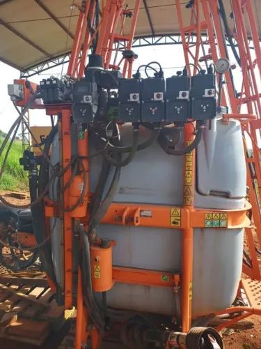 Pulverizador Agrícola 800 Litros Jacto Elétrico