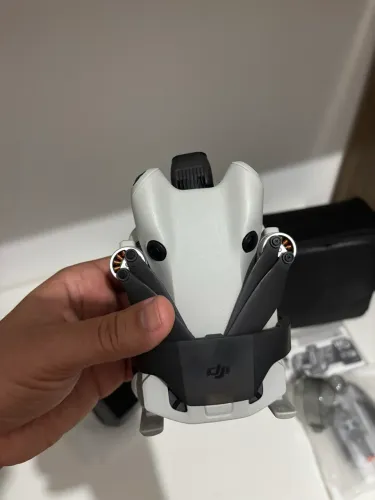 Drone DJI MINI 4 PRO COMBO
