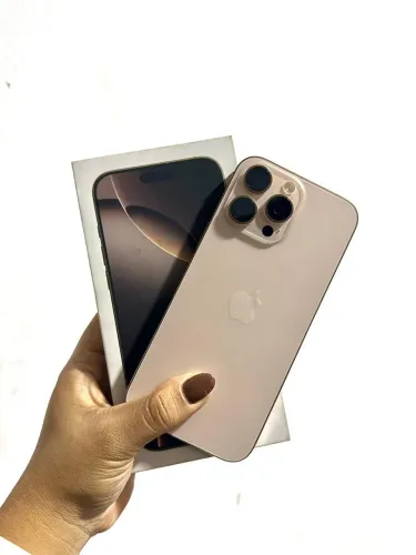 iPhone 16 Pro Max 256GB - Excelente Estado