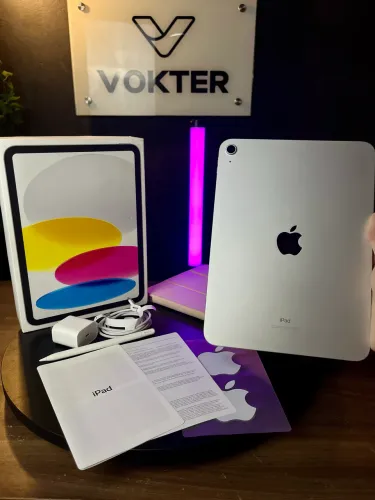 iPad 10 64GB Silver Open Box