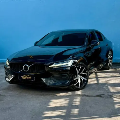 Volvo S60 T-4 Momentum 2.0 190cv 4P 2020