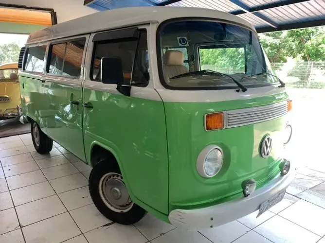 Volkswagen Kombi Standard/ Luxo/ Serie Prata 2003