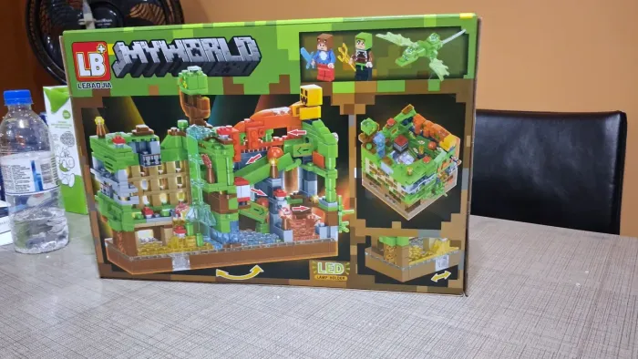 Lego minecraft com luz