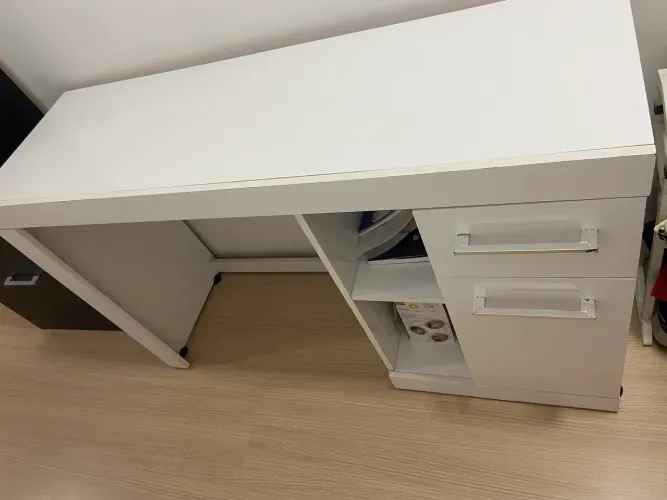 Vendo: Escrivaninha