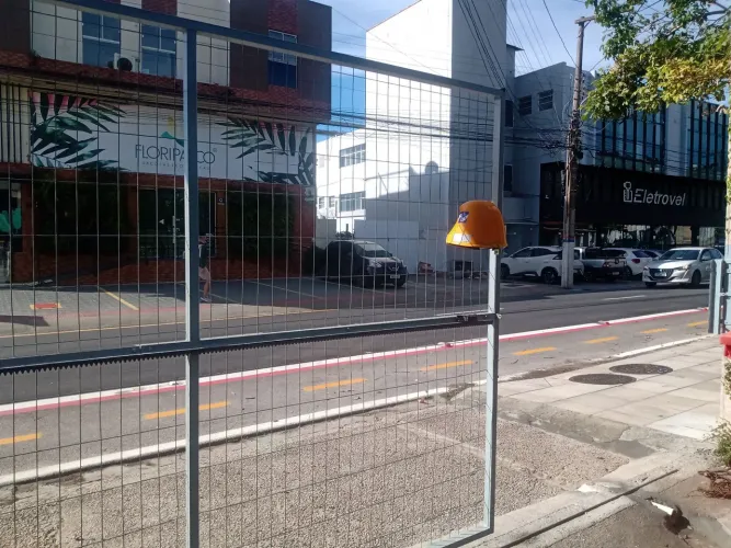 Alugo Quatros no Estreito - Floripa