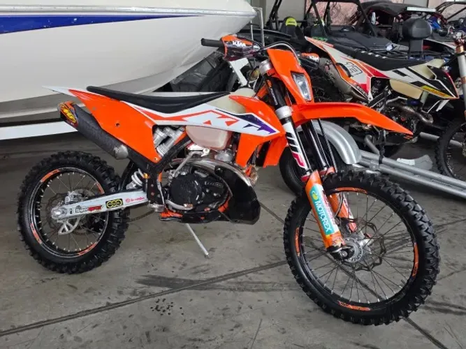 KTM EXC 300CC ANO 2023 REVISADA