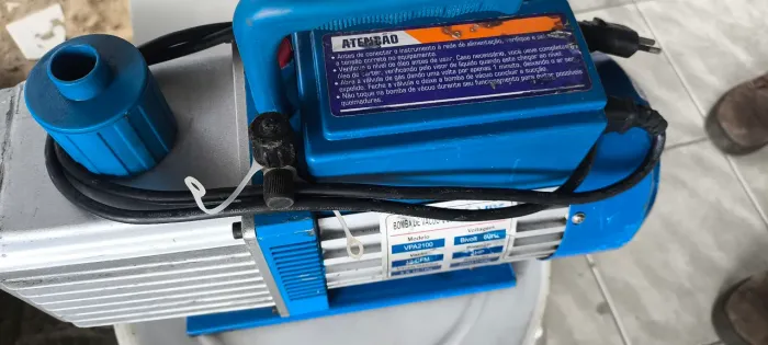 Vendo bomba para vácuo, 12 CFM