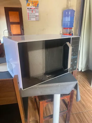 Forno Microondas Midea 35L
