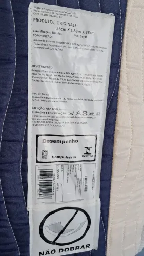 Colchão seminovo em excelente estado