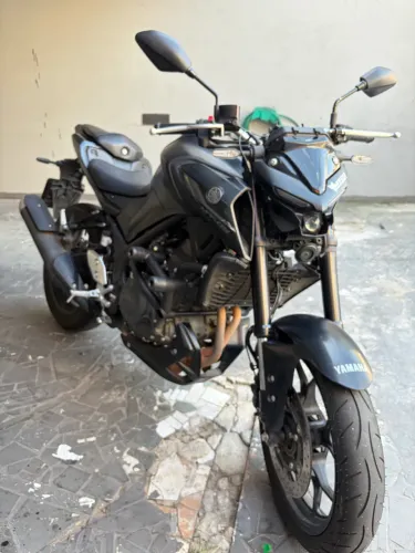 YAMAHA MT-03 CONNECTED ABS 2026 PRETA | 7.400 KM | ÚNICO DONO | REVISÕES FEITAS NA YAMAHA