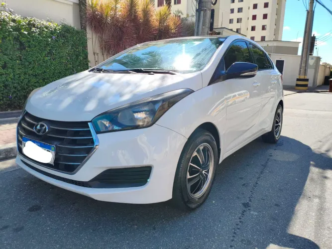 Hyundai HB20S Comfort Plus 1.0 TB Flex 12V Mec. 2018