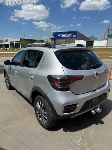 Renault Stepway Iconic Flex 1.6 16V Aut. 2023