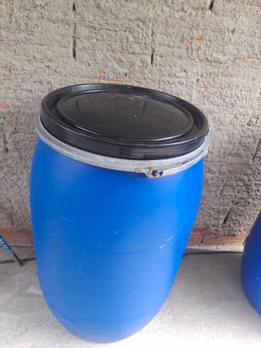 Bombona - 200 litros - 58x95cm - Tampa Removivel