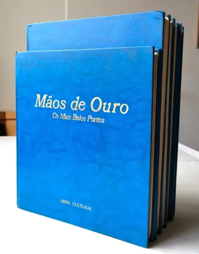 Livros Antigos - Coleção Mãos de Ouro (Os Mais Belos Pontos) - Completa 5 Volumes - 1970