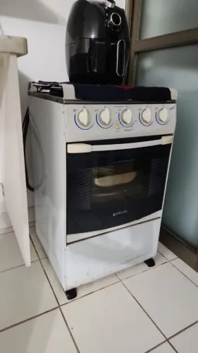 Vendo um fogão