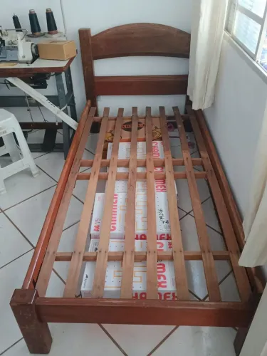 Cama de solteiro 