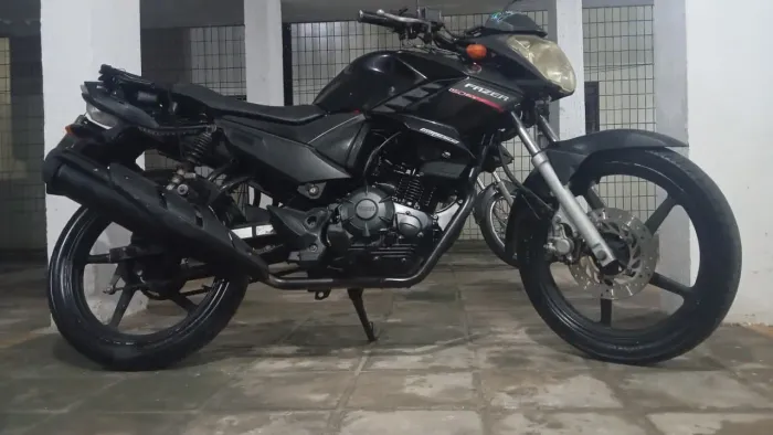 Fazer 150cc 2014 em dia