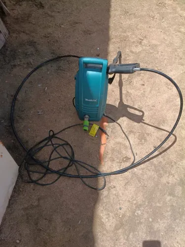 Vendo se lava jato semi novo