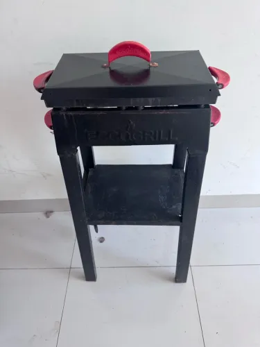 Vende-se chapa de churrasco