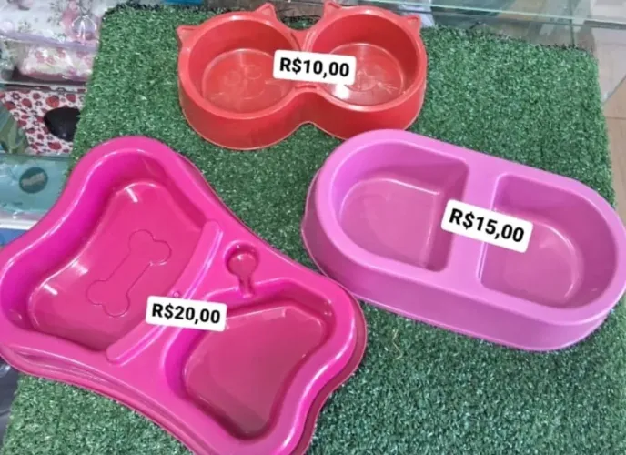 Comedouro para cães e gatos 