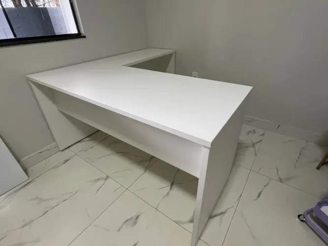 MESA DE ESCRITORIO 1.50x1.50 LOJA IKONOFFICE