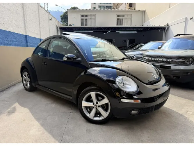 Volkswagen New Beetle 2.0 MI Mec./aut. 2009