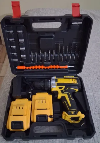 Parafusadeira e furadeira de impacto Sunto DW21 2 baterias com maleta e kit completo