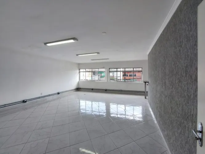 Sala Comercial para Locação em Mogi das Cruzes, Centro, 1 banheiro