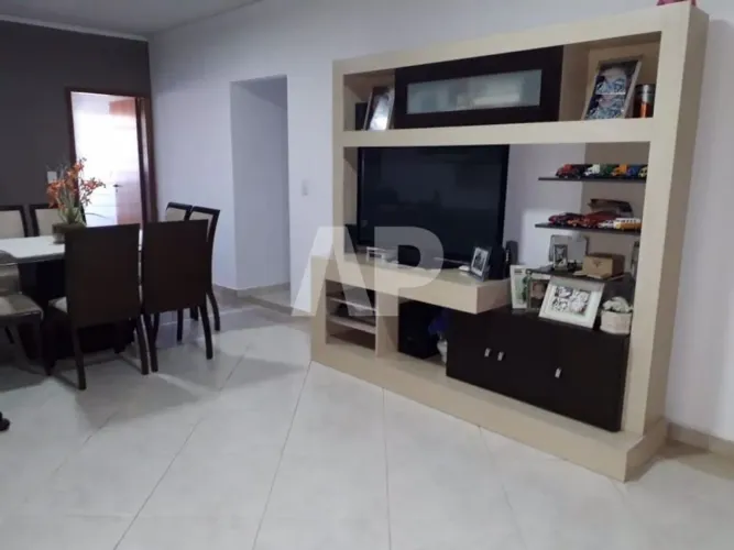 Casa com 1 dormitório à venda, 125 m² por R$ 415.000,00 - Parque Residencial Potiguara - I