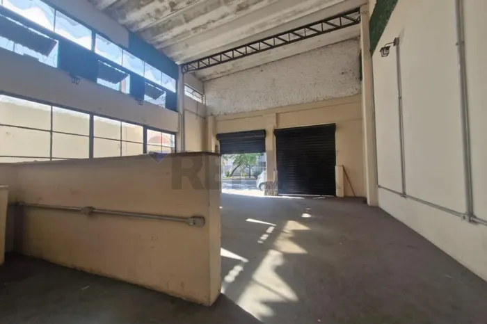 GALPÃO 140 m² PARA LOCAÇÃO NO PARQUE NOVO MUNDO