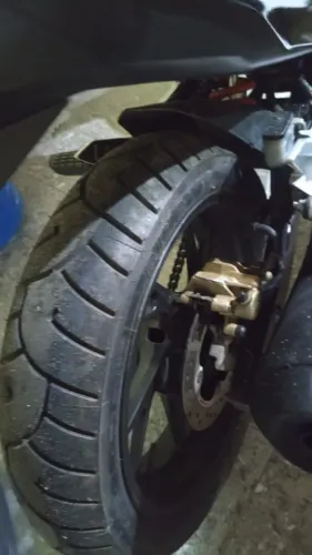 Vendo CB250 2016 em excelente estado de conservação