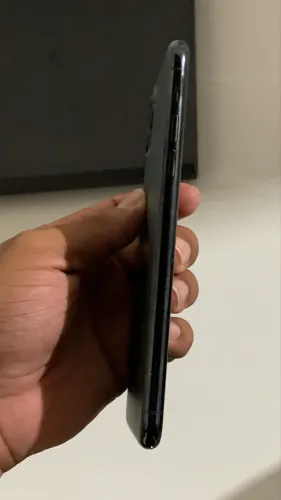 Vende-se IPhone 11 Pro Max 