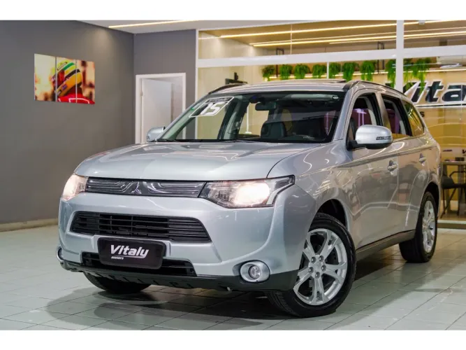 Mitsubishi Outlander 2.0 16V 160cv Aut. 2015