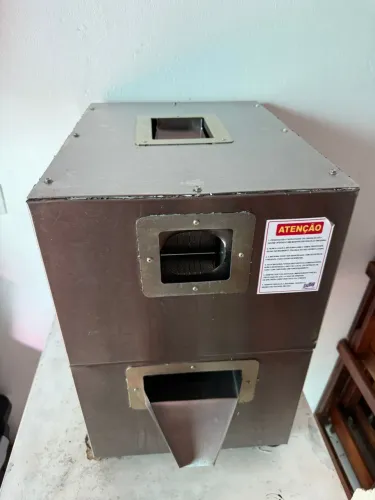 Vende-se engenhoca