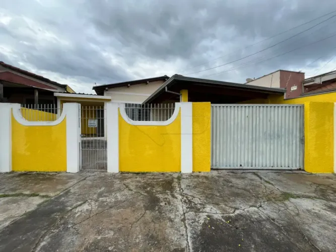 Casa Residencial com 02 Quartos localizada no Jardim Residencial Vitória / Vila Piza - Lim