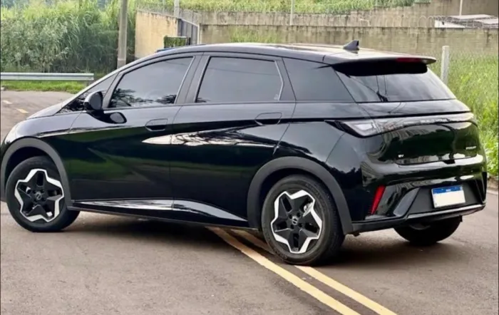 BYD Dolphin EV (Elétrico) 2026